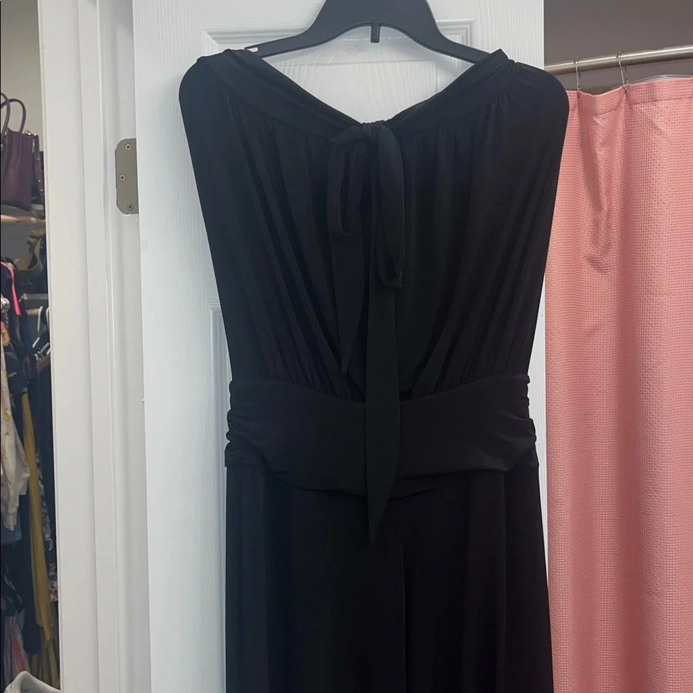 Elegant Black Strapless Romper - Picture 1 of 4